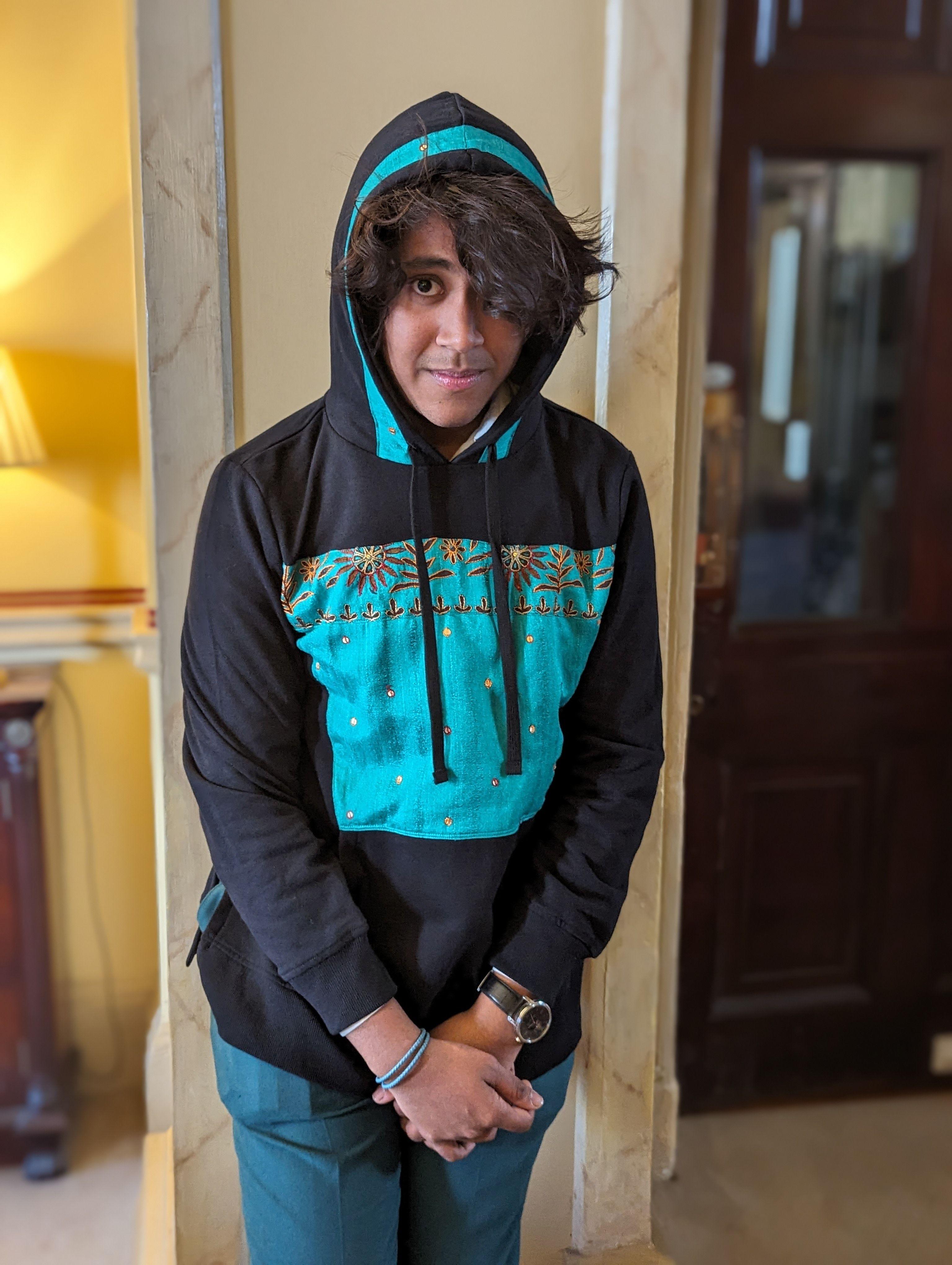 Hoodie to Saroodie® 1